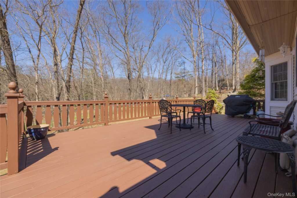 4 Cristin Court, Stony Point, NY 10980 - Photo 26 of 28