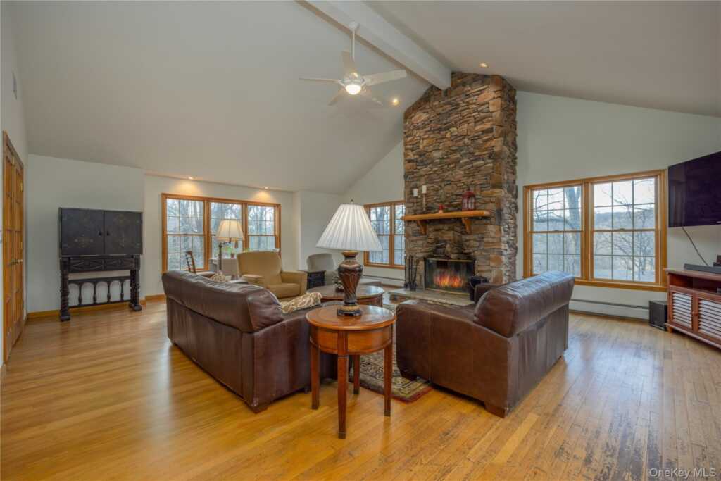 4 Cristin Court, Stony Point, NY 10980 - Photo 7 of 28