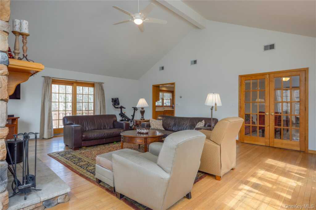 4 Cristin Court, Stony Point, NY 10980 - Photo 8 of 28