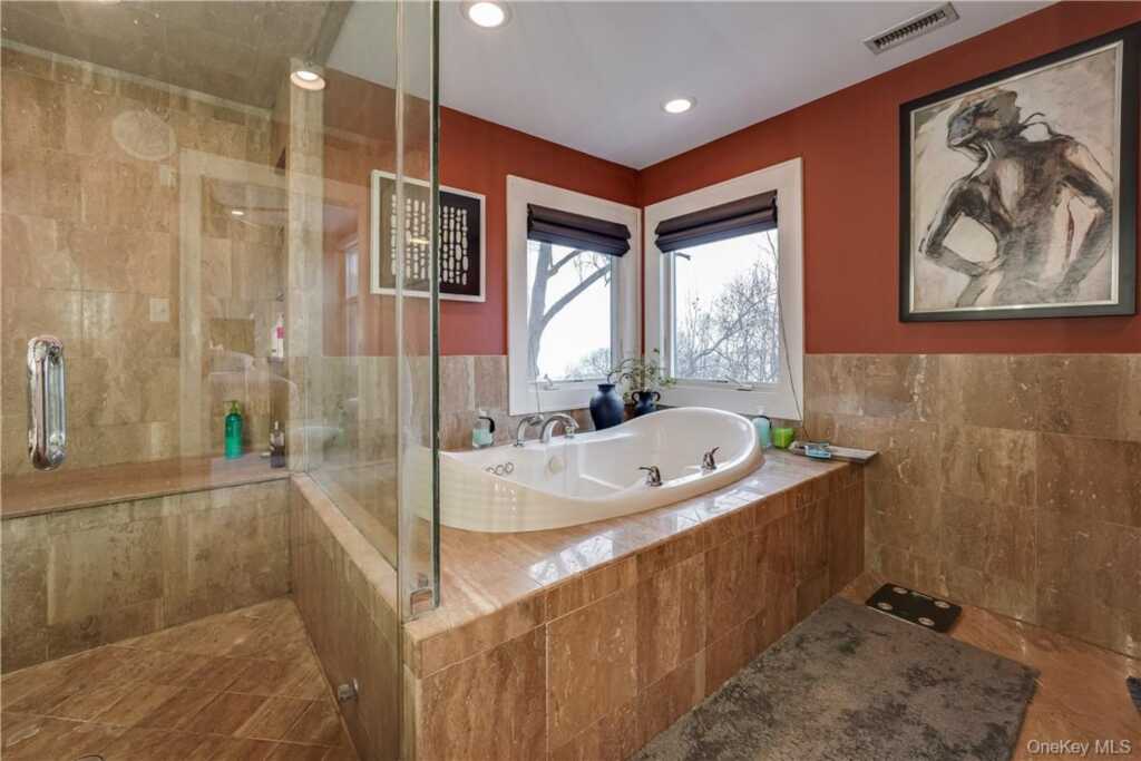 910 Route 9w, Nyack, NY 10960 - Photo 27 of 36