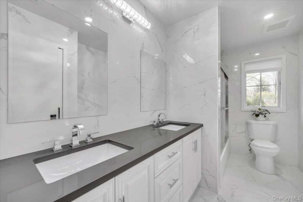 10 Sandhage Drive, Pearl River, NY 10965 - Photo 25 of 49