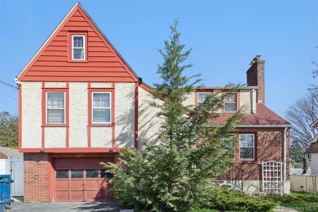 229 N Regent Street, Rye, NY 10573 - Photo 2 of 44