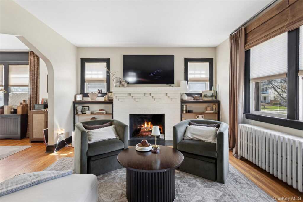 229 N Regent Street, Rye, NY 10573 - Photo 4 of 44