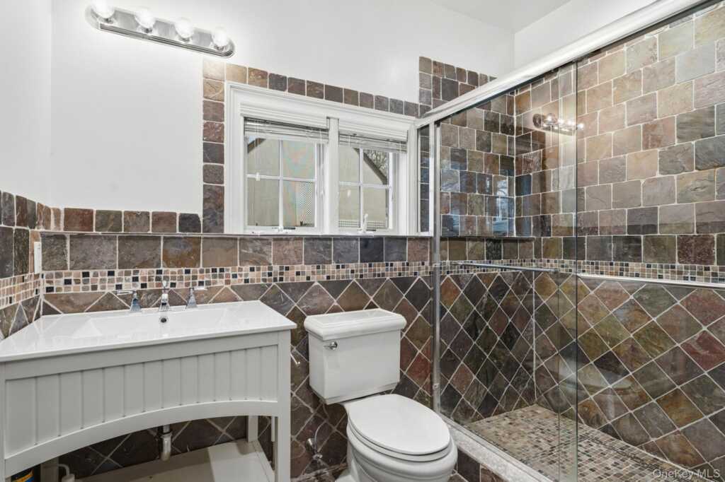 228 Central Avenue, Rye, NY 10580 - Photo 20 of 27
