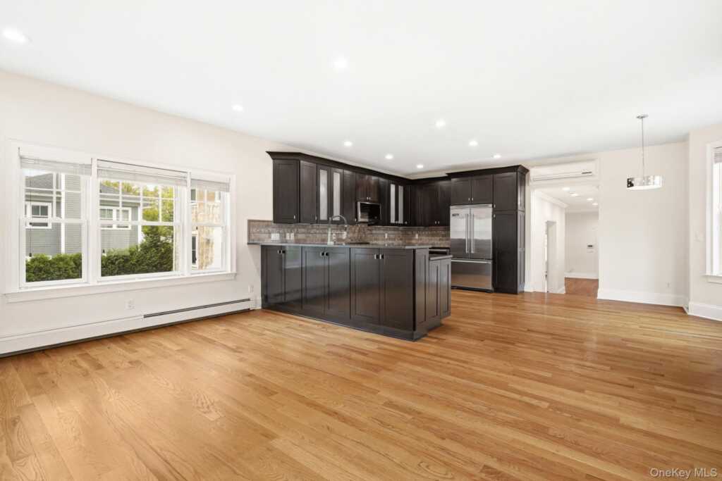 228 Central Avenue, Rye, NY 10580 - Photo 8 of 27