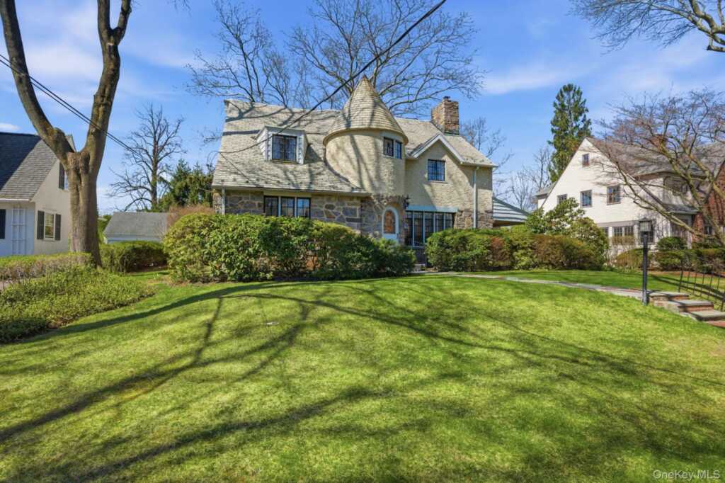 5 Seymour Place, White Plains, NY 10605 - Photo 21 of 23