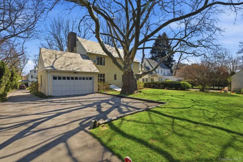 5 Seymour Place, White Plains, NY 10605 - Photo 31 of 33