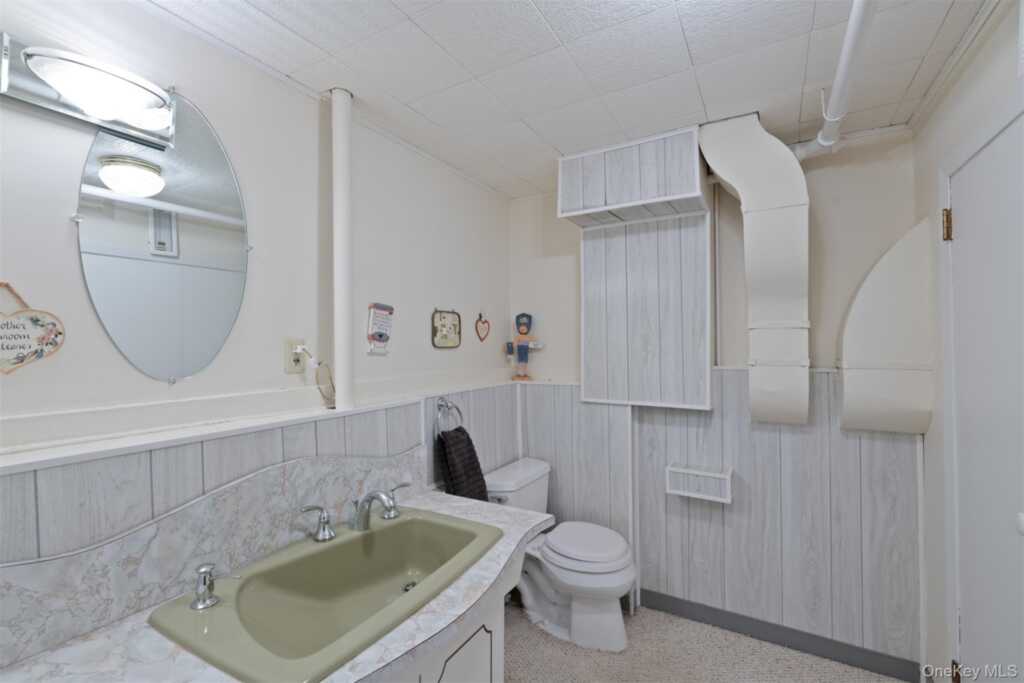 16 Van Orden Avenue, Suffern, NY 10901 - Photo 16 of 30