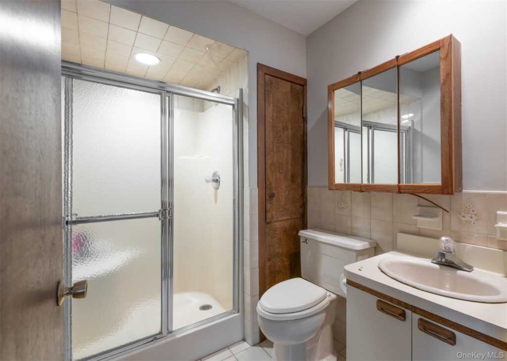 16 Van Orden Avenue, Suffern, NY 10901 - Photo 20 of 30