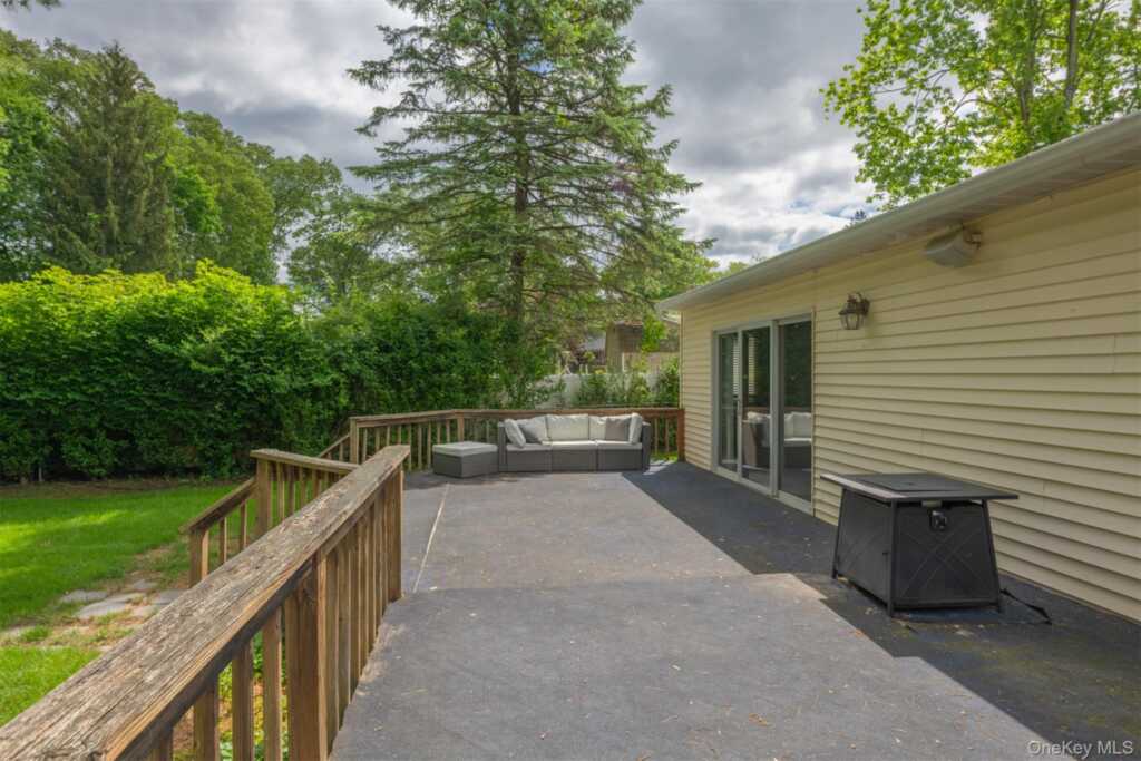 16 Van Orden Avenue, Suffern, NY 10901 - Photo 26 of 30