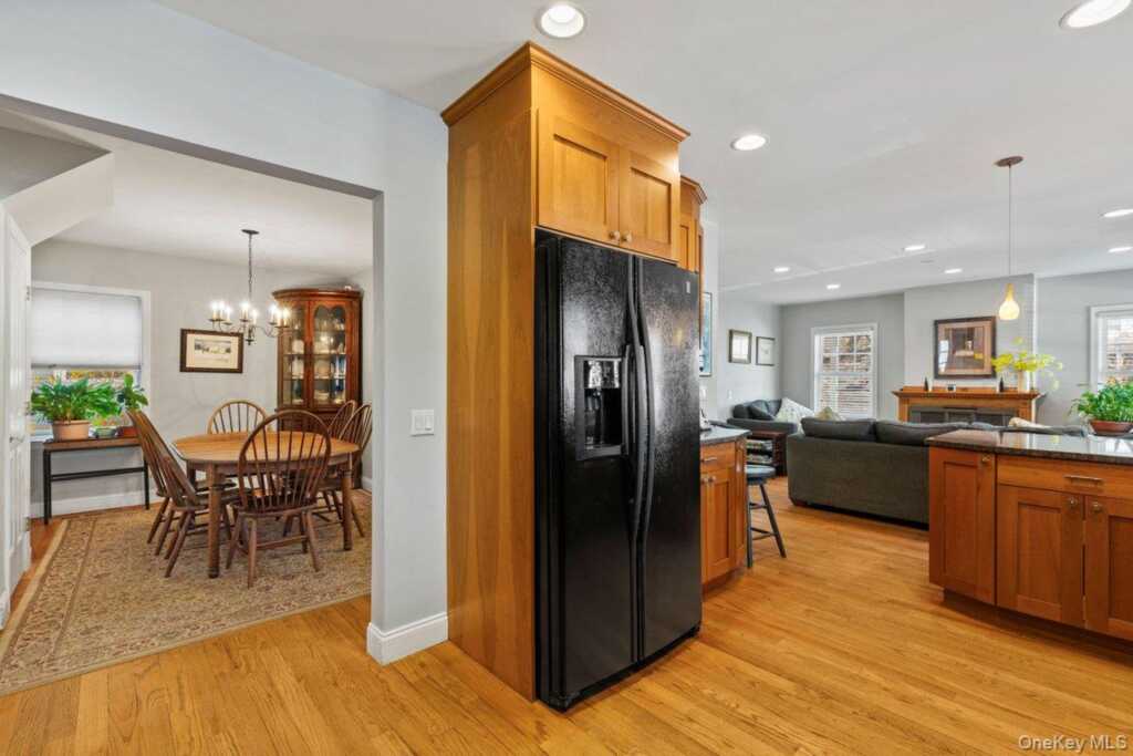 314 Hunter Street, Rye, NY 10543 - Photo 15 of 36