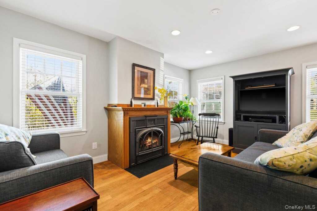 314 Hunter Street, Rye, NY 10543 - Photo 18 of 36