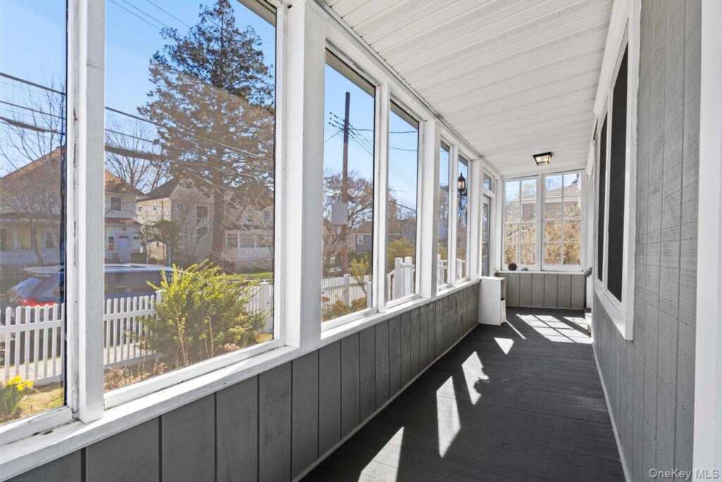 314 Hunter Street, Rye, NY 10543 - Photo 6 of 36