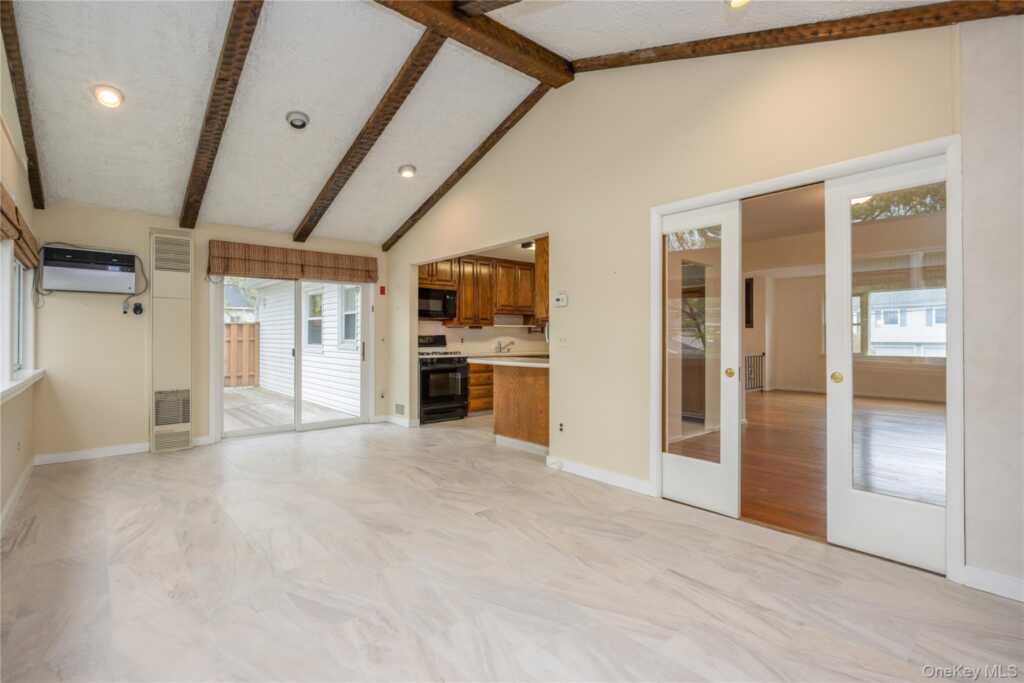 54 Meyer Oval, Pearl River, NY 10965 - Photo 19 of 32