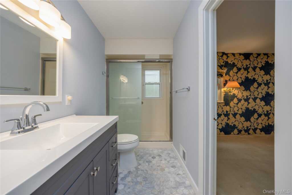 54 Meyer Oval, Pearl River, NY 10965 - Photo 25 of 32