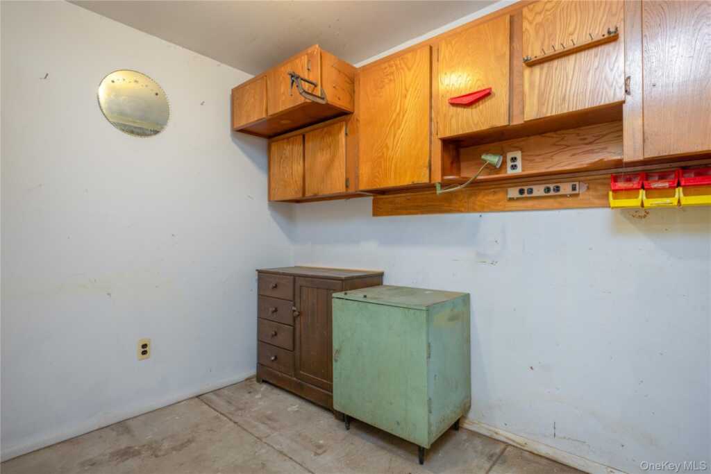 54 Meyer Oval, Pearl River, NY 10965 - Photo 31 of 32