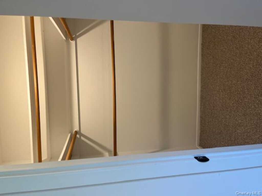 139 Sierra Vista Lane, Valley Cottage, NY 10989 - Photo 10 of 15