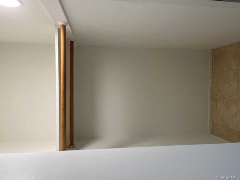 139 Sierra Vista Lane, Valley Cottage, NY 10989 - Photo 3 of 15