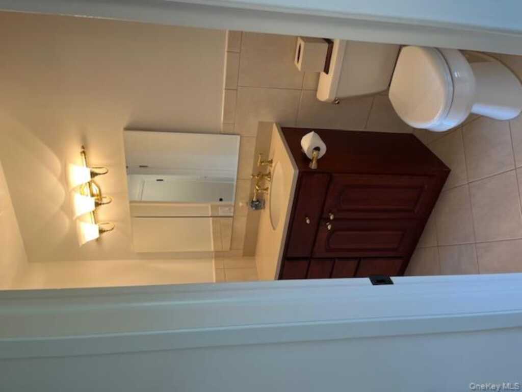 139 Sierra Vista Lane, Valley Cottage, NY 10989 - Photo 7 of 15