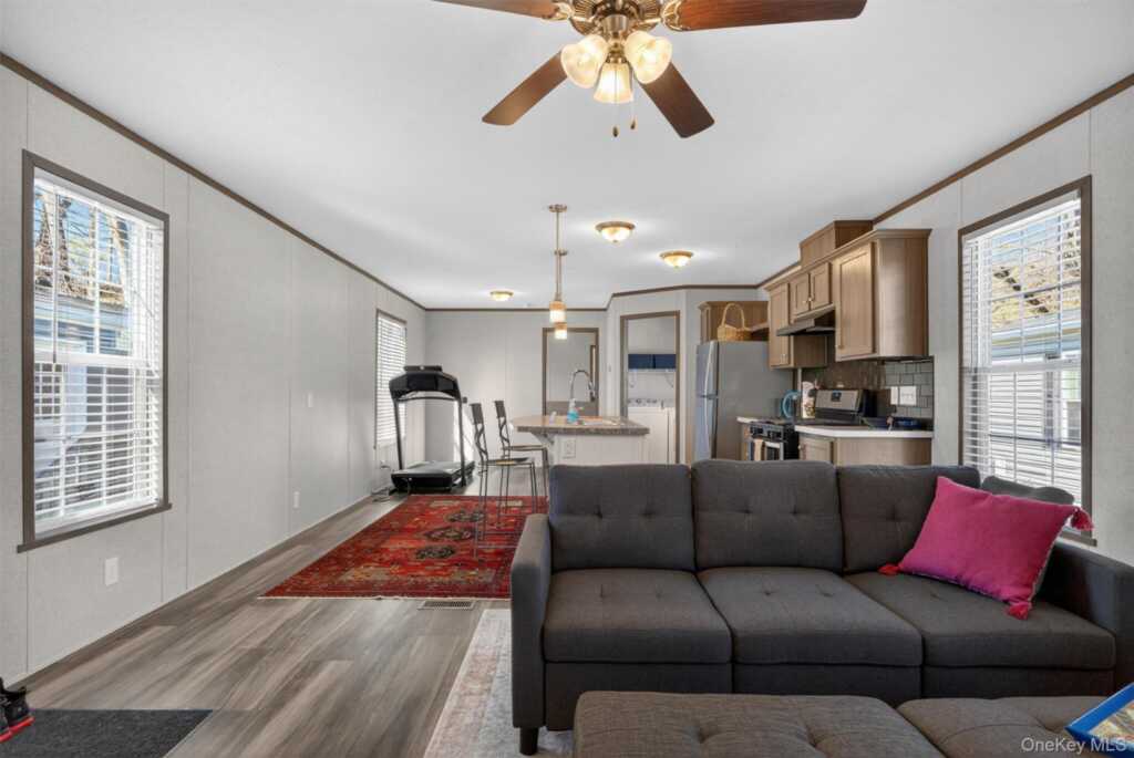 34 Windward, Stony Point, NY 10980 - Photo 4 of 16