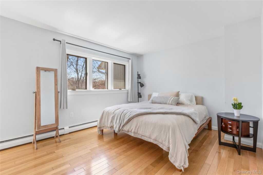 21 Tulip Tree Lane, Rye, NY 10543 - Photo 24 of 36