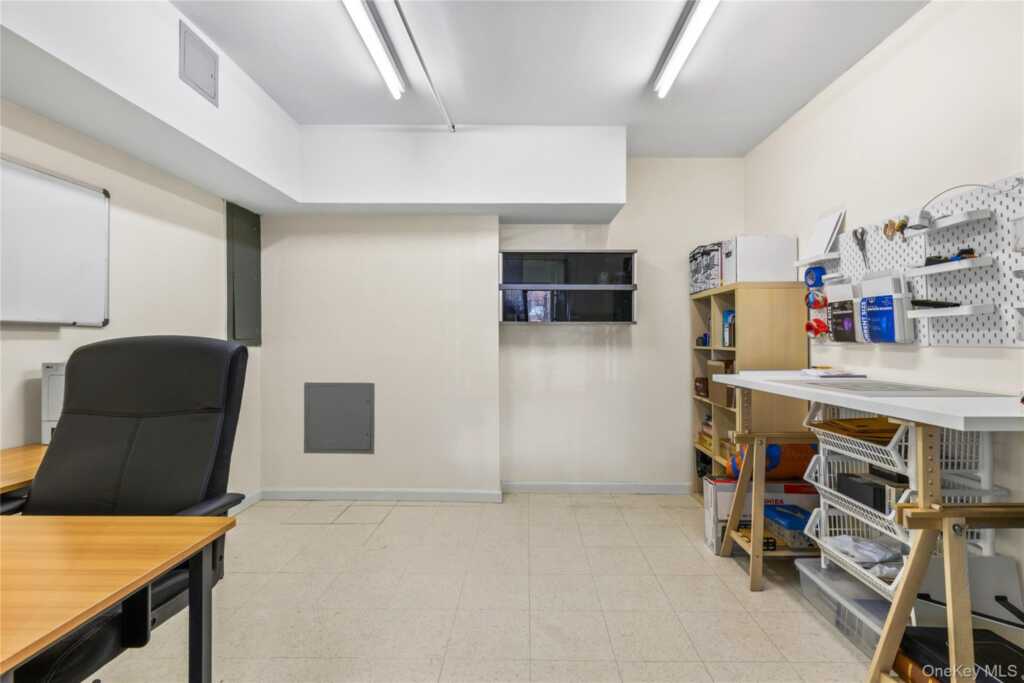 21 Tulip Tree Lane, Rye, NY 10543 - Photo 30 of 36