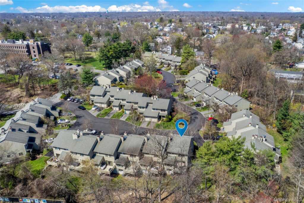 21 Tulip Tree Lane, Rye, NY 10543 - Photo 32 of 36