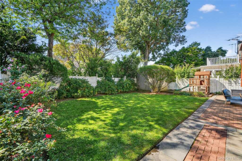 209 Neuton Avenue, Rye, NY 10573 - Photo 25 of 32