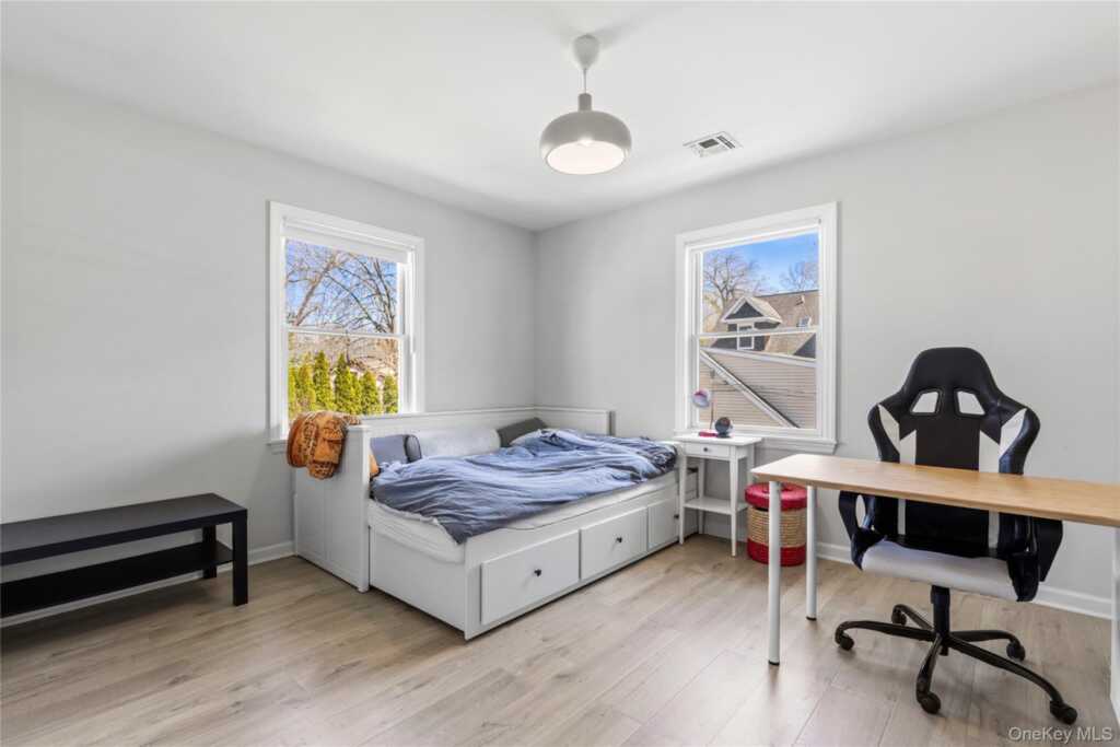 350 Midland Avenue, Rye, NY 10580 - Photo 15 of 25