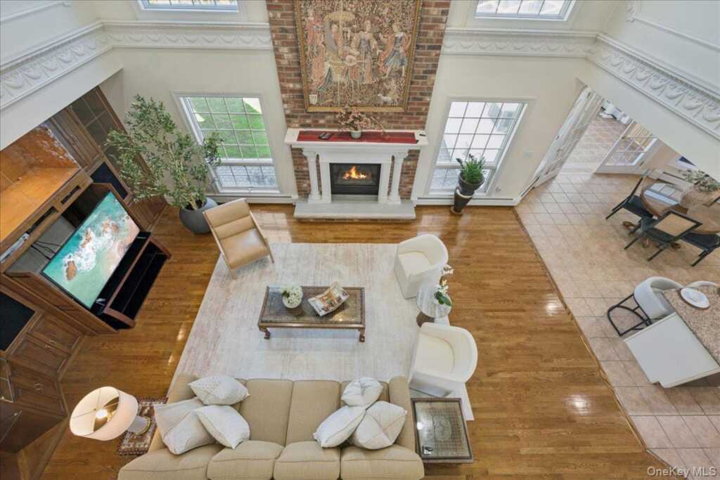 33 King Arthur Court, New City, NY 10956 - Photo 30 of 47
