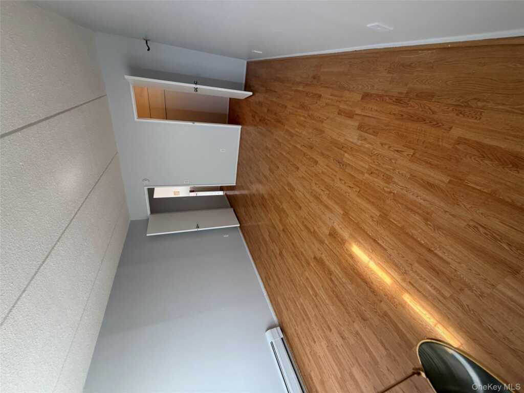 35 Park Avenue, Unit #6T, Suffern, NY 10901 - Photo 9 of 9