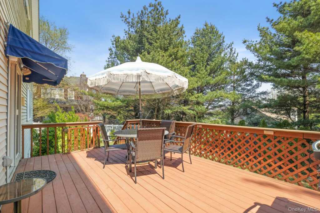 88 Highview Avenue, Nanuet, NY 10954 - Photo 36 of 37