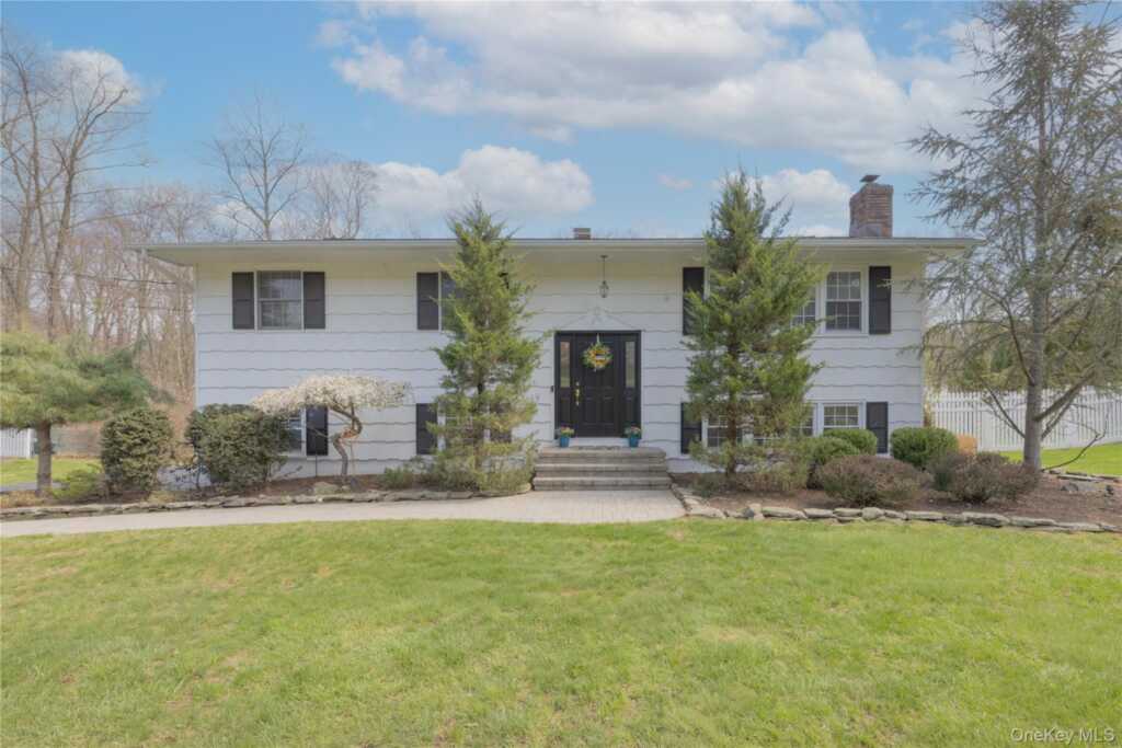 45 Woodglen Drive, New City, NY 10956