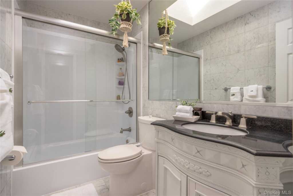 45 Woodglen Drive, New City, NY 10956 - Photo 25 of 43