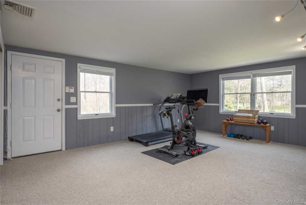 45 Woodglen Drive, New City, NY 10956 - Photo 28 of 43