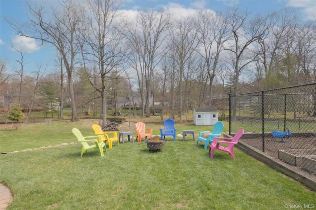 45 Woodglen Drive, New City, NY 10956 - Photo 33 of 43