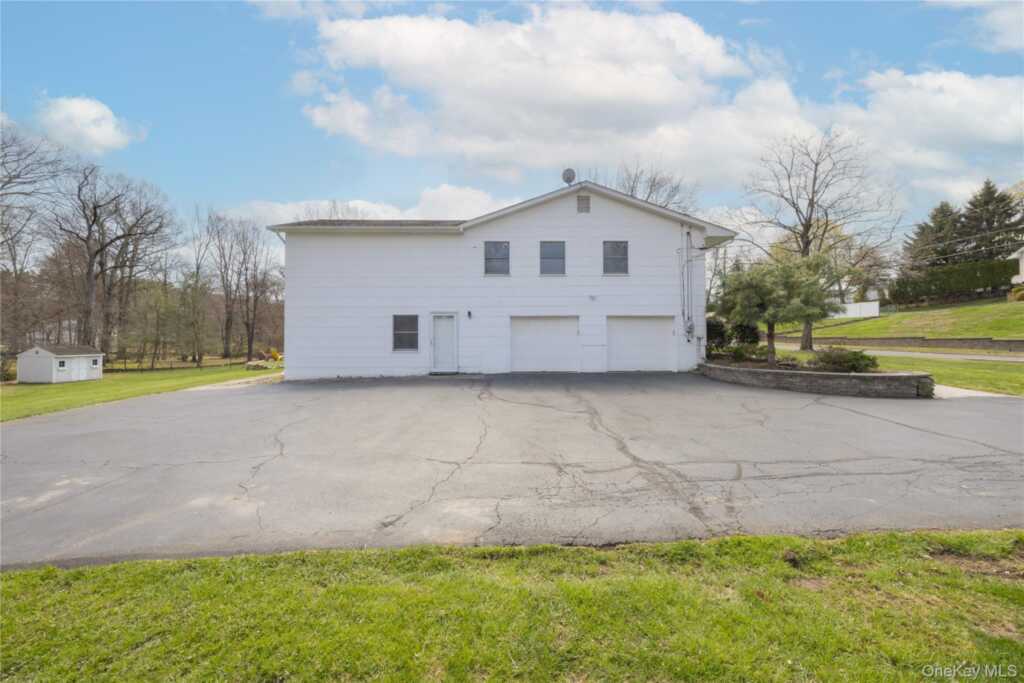 45 Woodglen Drive, New City, NY 10956 - Photo 39 of 43