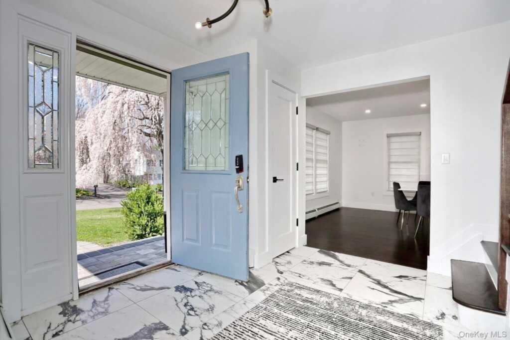 10 Millbury Street, Suffern, NY 10901 - Photo 2 of 40