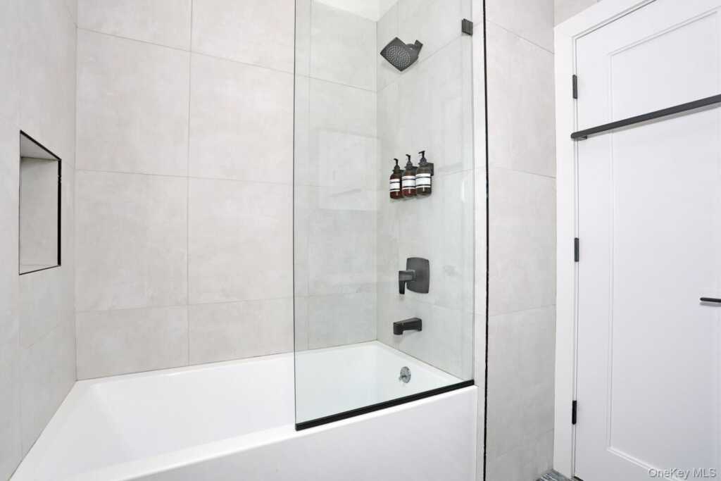 10 Millbury Street, Suffern, NY 10901 - Photo 32 of 40