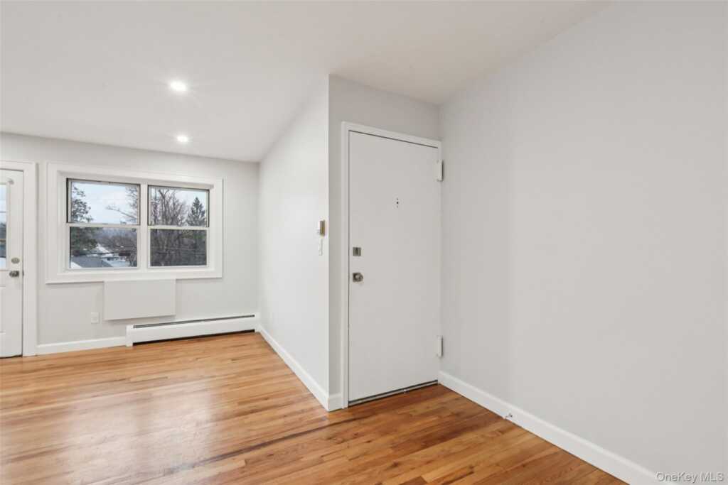 16 Francis Avenue, Unit #8C, Nyack, NY 10960 - Photo 4 of 14