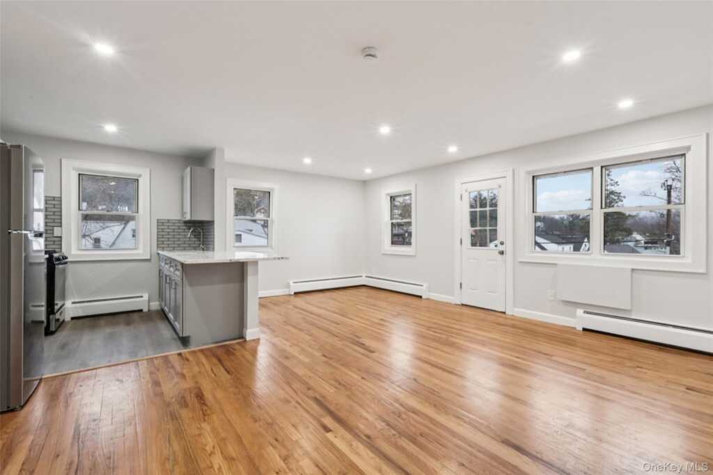 16 Francis Avenue, Unit #8C, Nyack, NY 10960 - Photo 8 of 14