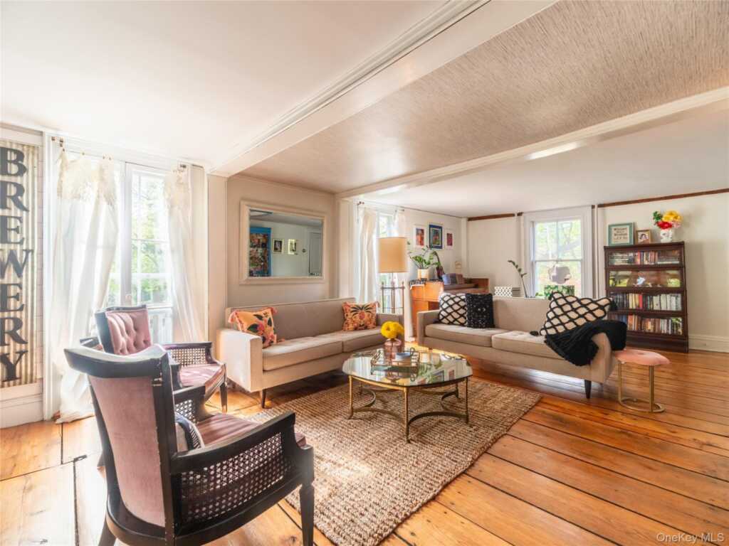 731 King Street, Rye, NY 10573 - Photo 11 of 43