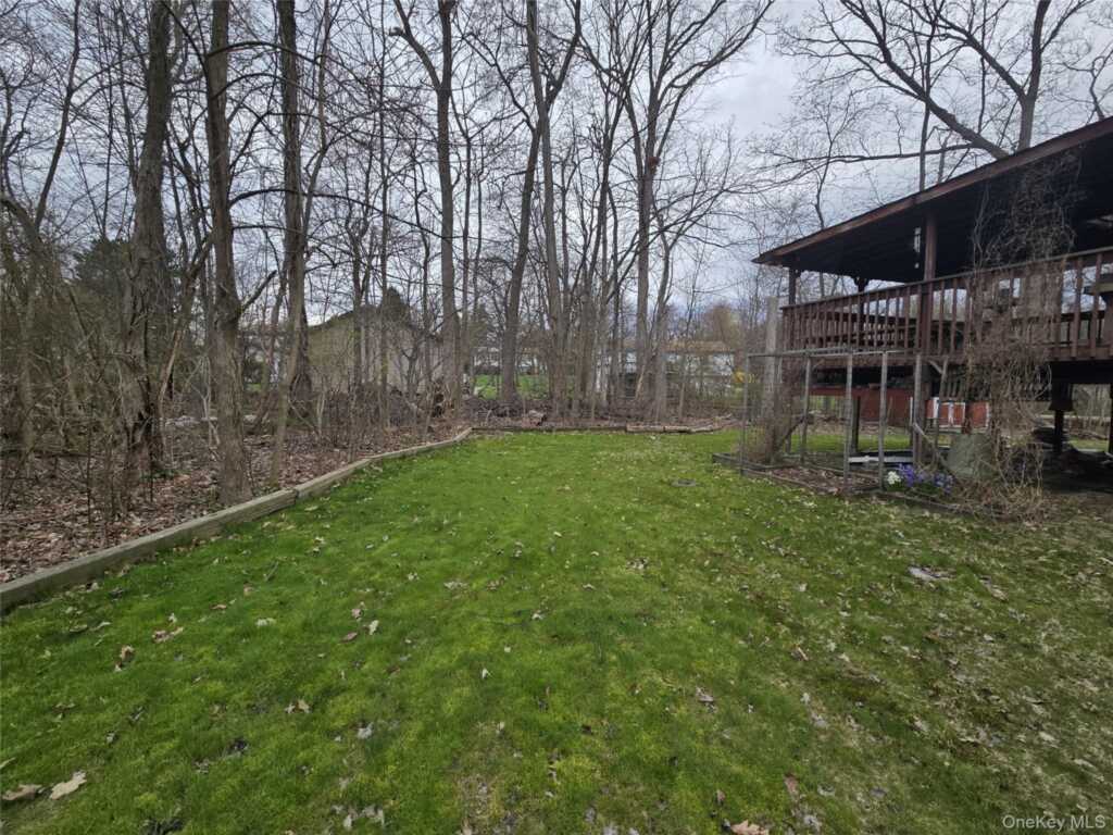 12 Green Bower Lane, New City, NY 10956 - Photo 4 of 6