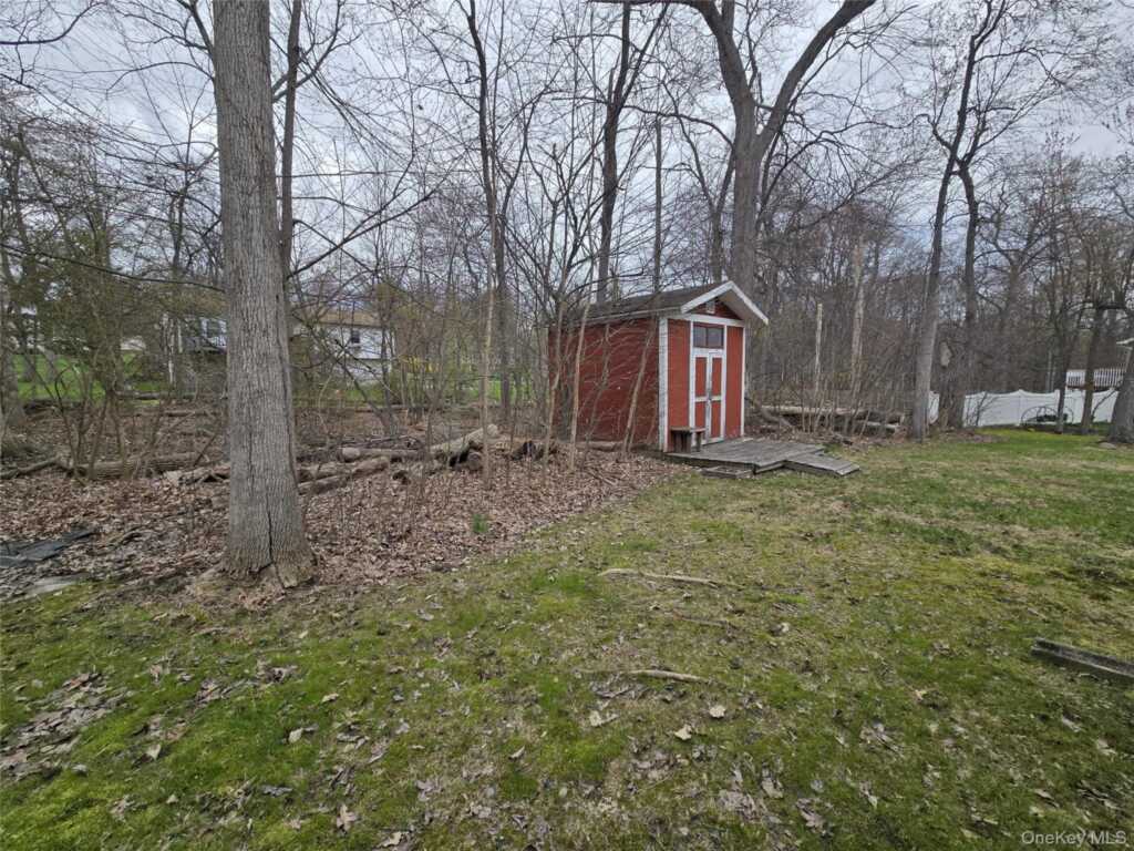 12 Green Bower Lane, New City, NY 10956 - Photo 6 of 6