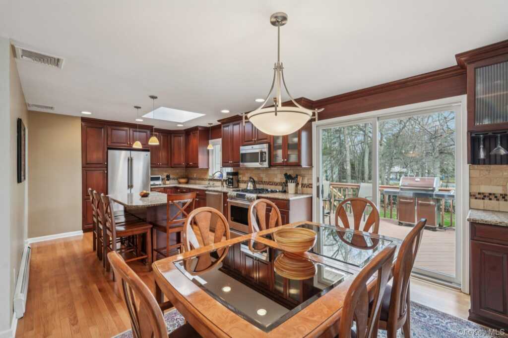 23 Will Rogers Lane, Nanuet, NY 10954 - Photo 11 of 47