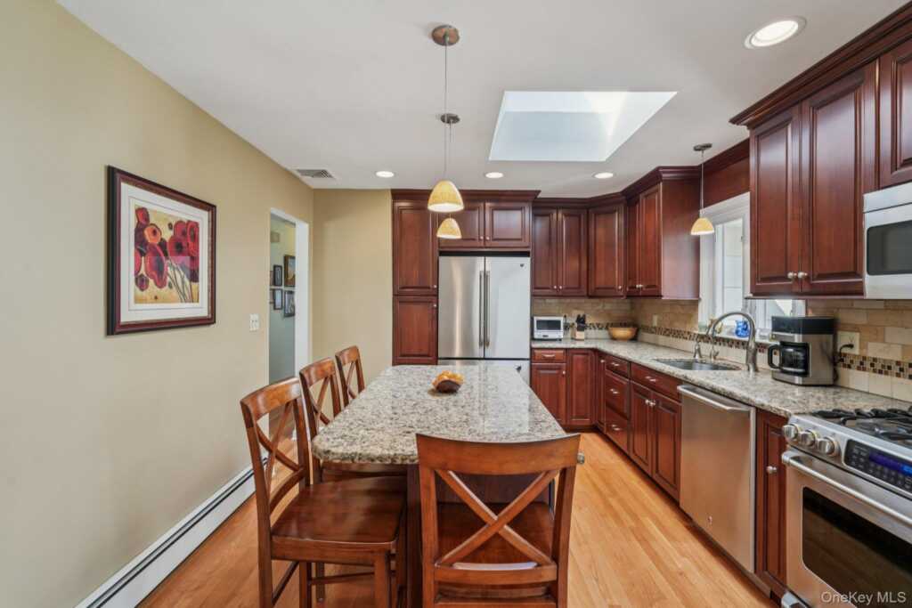 23 Will Rogers Lane, Nanuet, NY 10954 - Photo 15 of 47