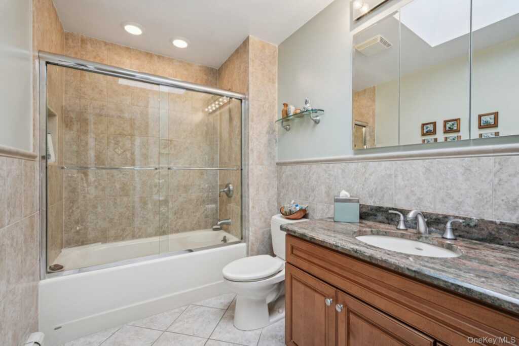 23 Will Rogers Lane, Nanuet, NY 10954 - Photo 19 of 47