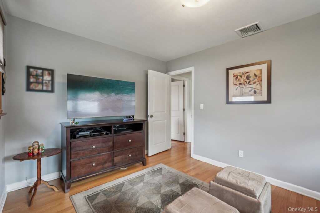 23 Will Rogers Lane, Nanuet, NY 10954 - Photo 21 of 47