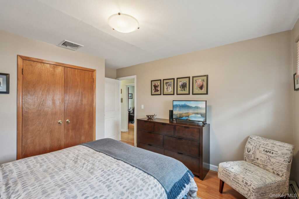 23 Will Rogers Lane, Nanuet, NY 10954 - Photo 23 of 47