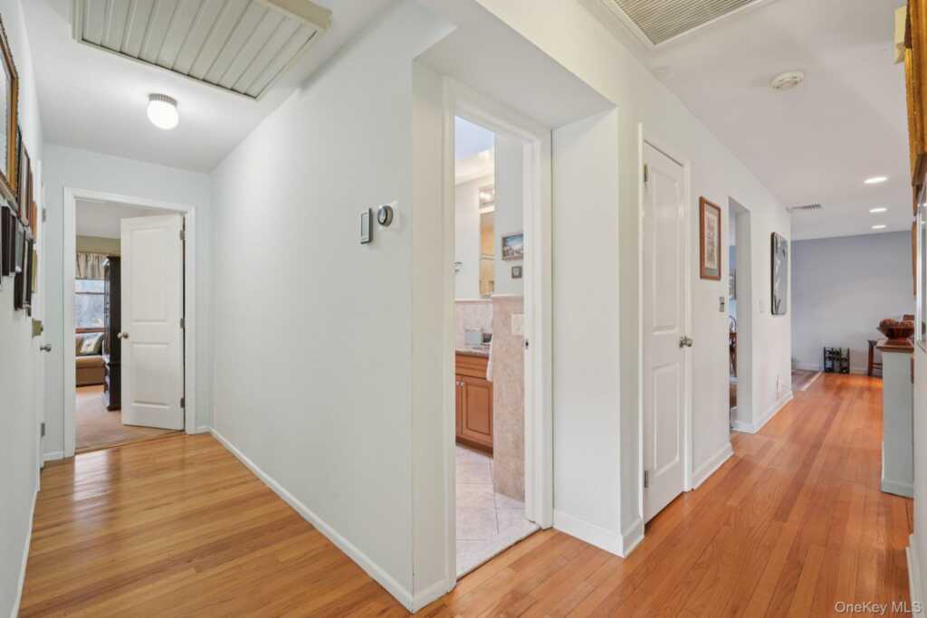 23 Will Rogers Lane, Nanuet, NY 10954 - Photo 24 of 47